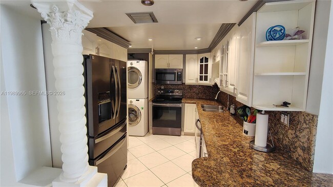 Photo - 290 174th St Unit 1507