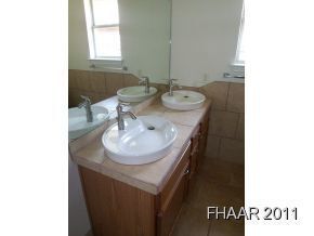 Photo - 4 Bedroom Home for Rent