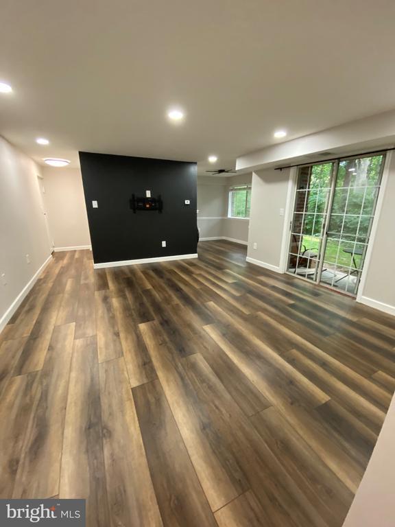 1533 Colonial Dr Unit T2