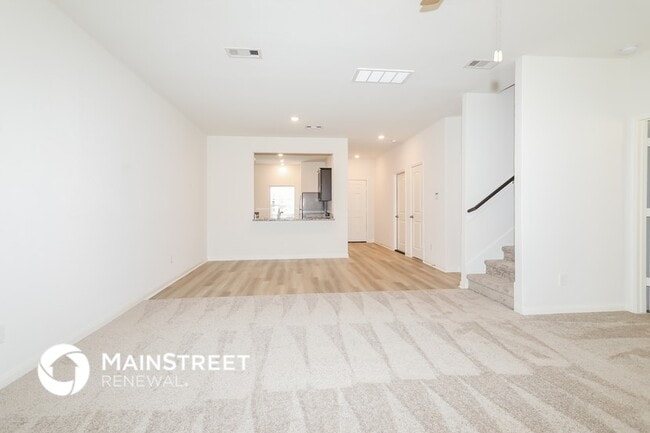 Photo - 26821 Steinbeck Dr