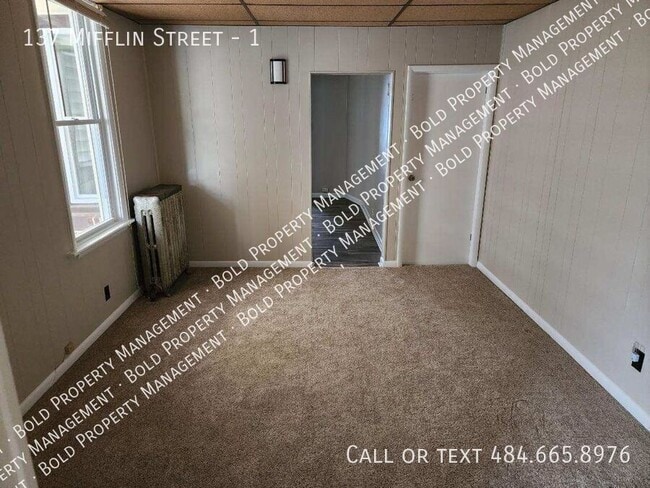 Photo - 137 Mifflin St Unit 1