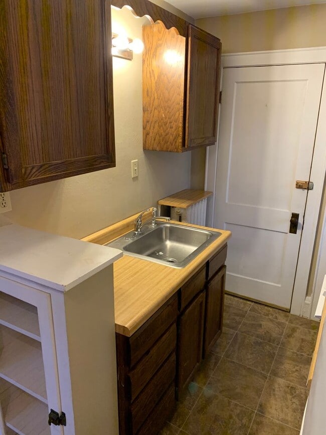 Photo - 116 Lexington Pkwy N Unit Apt 2