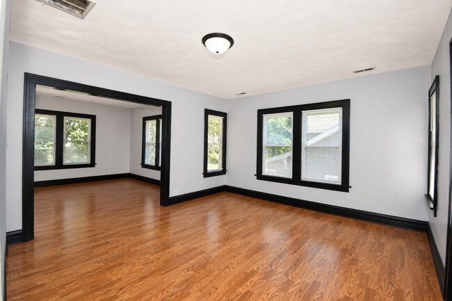 Photo - 600 Sunderlin St Unit 2