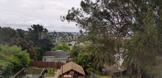 Photo - 503 Hichborn St Unit A