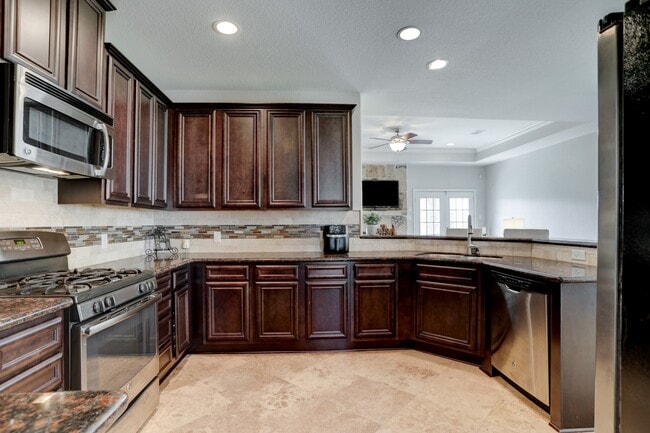 Photo - 305 Twin Timbers Ln