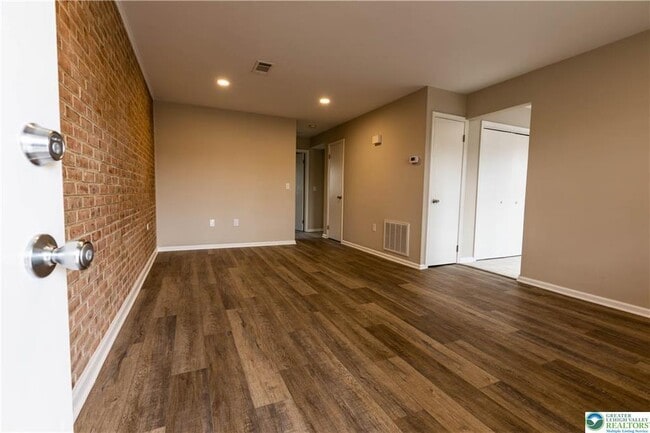 Photo - 4074 Winfield Terrace