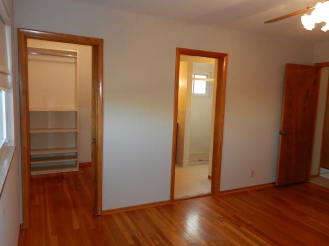 Photo - 5819 Oak Branch Dr