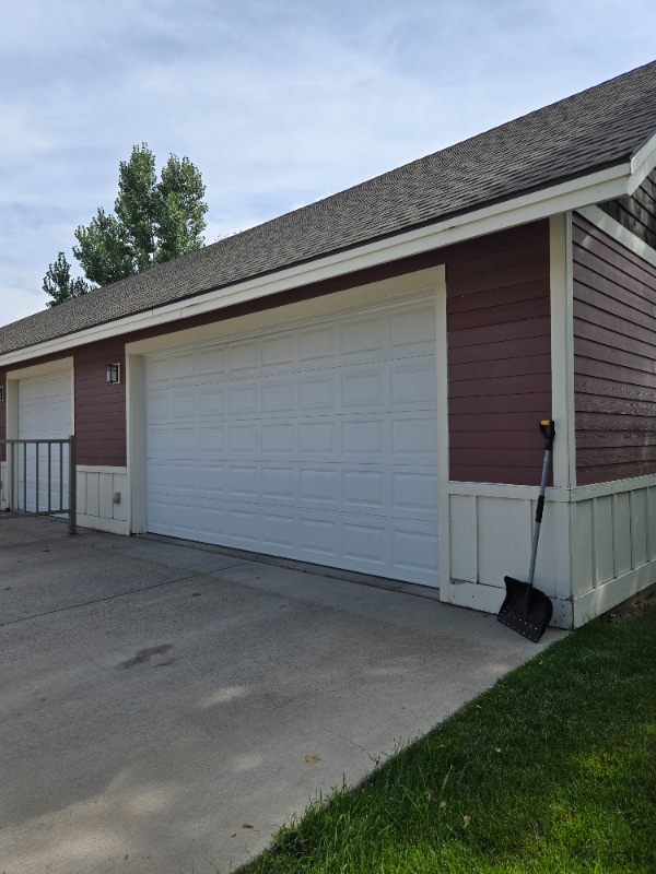 Photo - 4281 W Babcock St