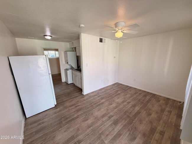 Photo - 6802 W Glendale Ave Unit 1