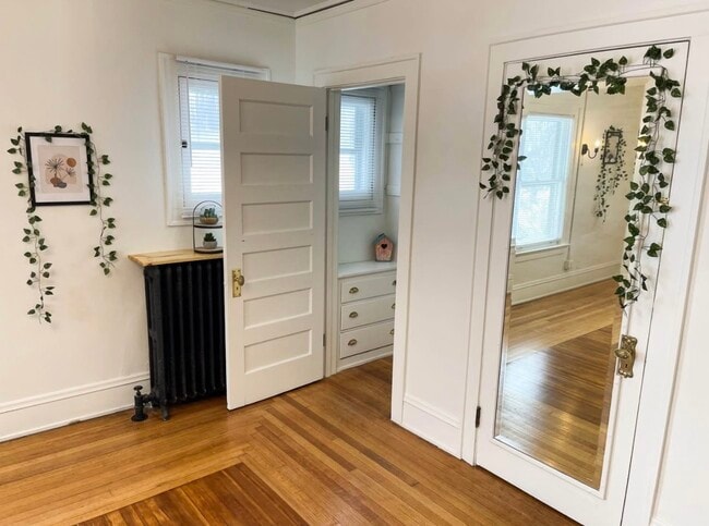 Photo - 3721 Cottage Grove Ave Unit 3