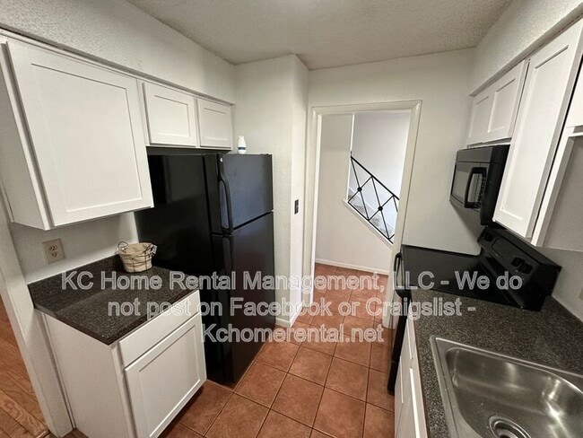 Photo - 1708 E 97th St