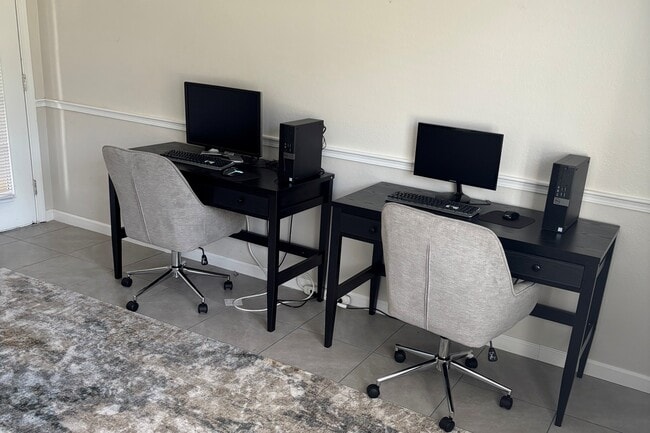 Arbours At Madison Apartments