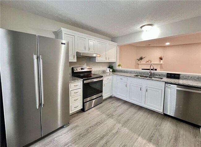 Photo - 1502 Queen Anne Ct