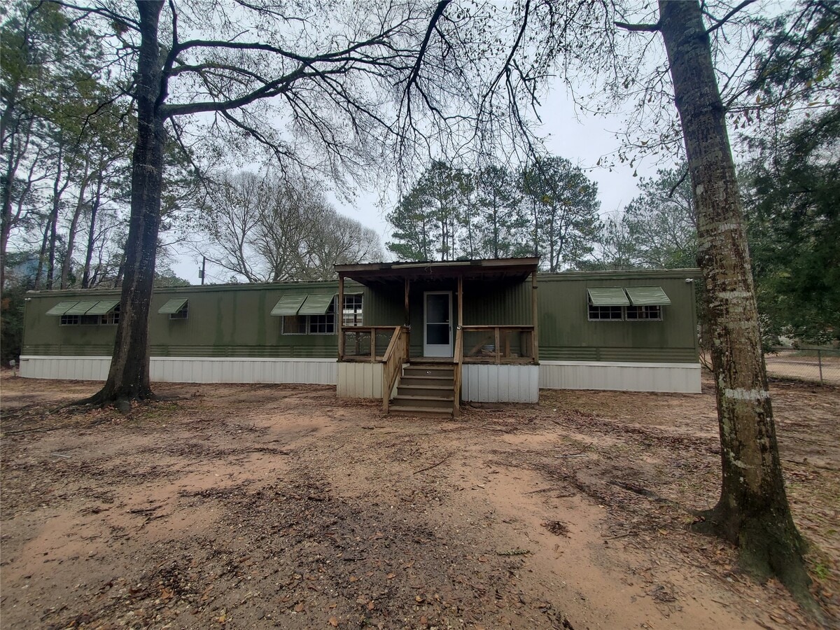 Photo - 18379 Thomas St