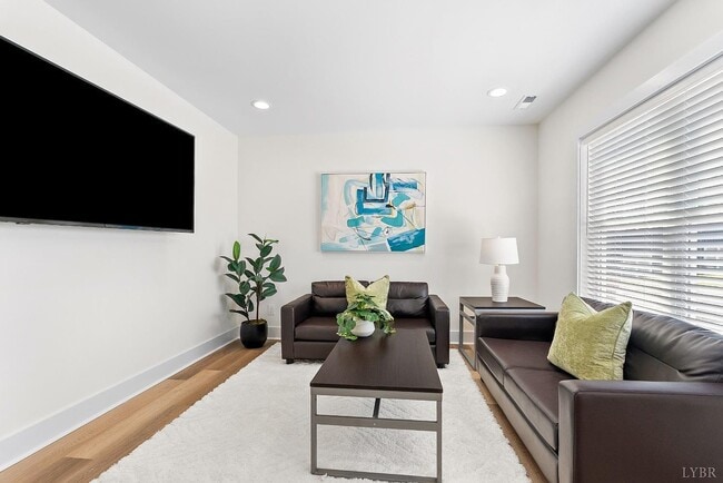 Photo - 1600 Wards Ferry Rd