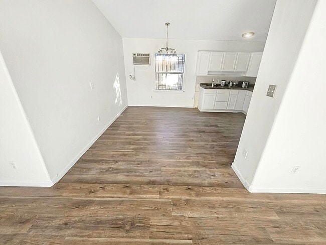 Photo - 11914 Kingslake Forest Dr