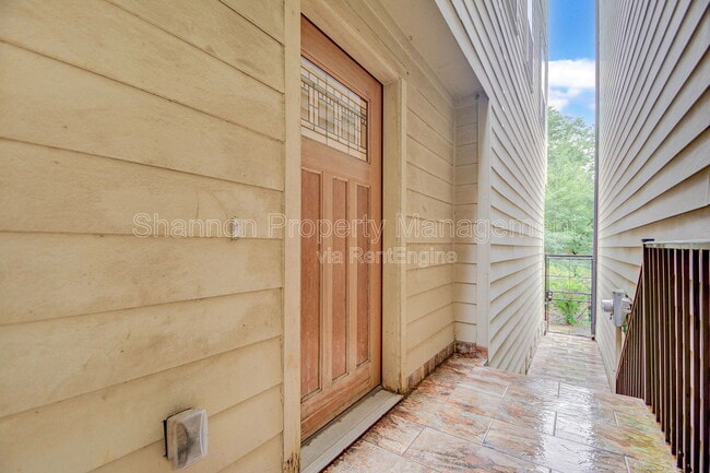 Photo - 1904 Lauderdale St