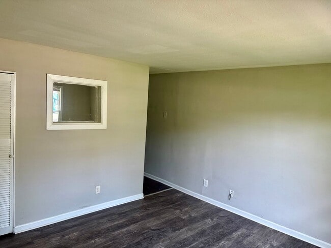 Photo - 1218 Burnwick Ct