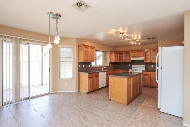 Photo - 4214 E Saltsage Dr