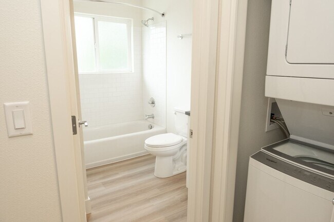 Photo - Uptown at Lake Oswego