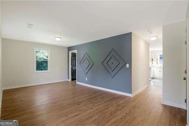 Photo - 551 Valley Hill Rd SE