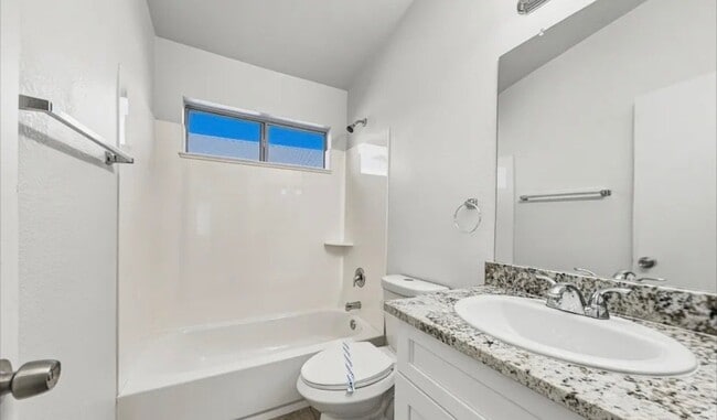 Photo - 2523 8th St SW