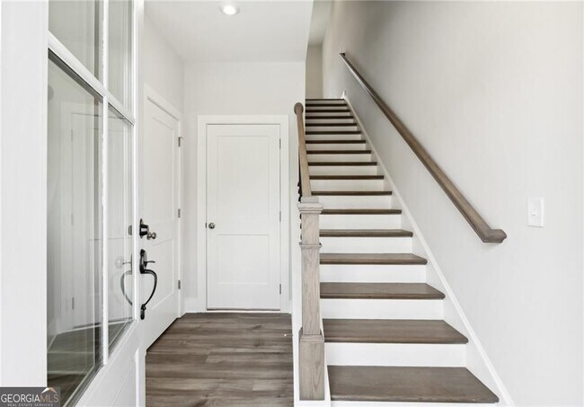 Photo - 138 Chestnut Cir