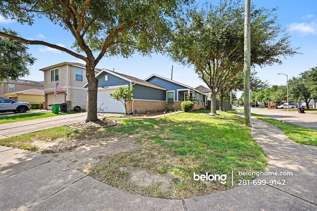 Photo - 20739 Dickinson Manor Ln