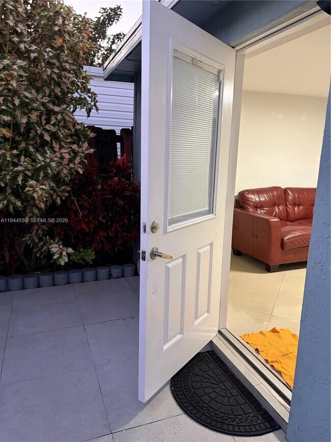 Photo - 11956 SW 209th St Unit 0