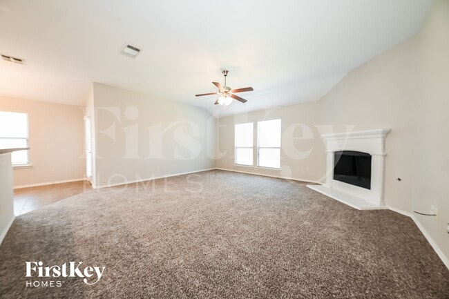 Photo - 202 Patriot Pkwy