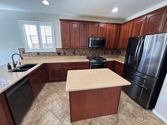 Photo - 5411 W Rowel Rd