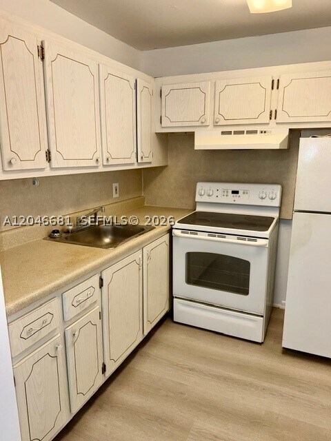Photo - 41 Salisbury B Unit B