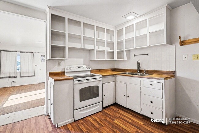 Photo - 2040 S Fox St