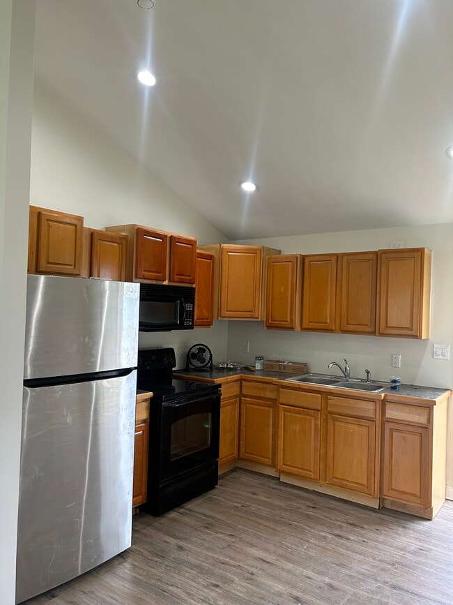 Photo - 14545 Archer Ave