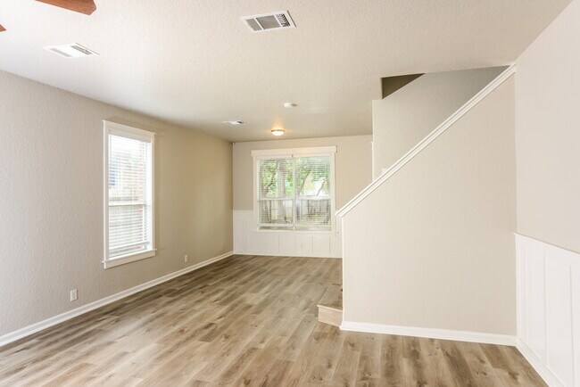 Photo - 9127 Timber Ranch