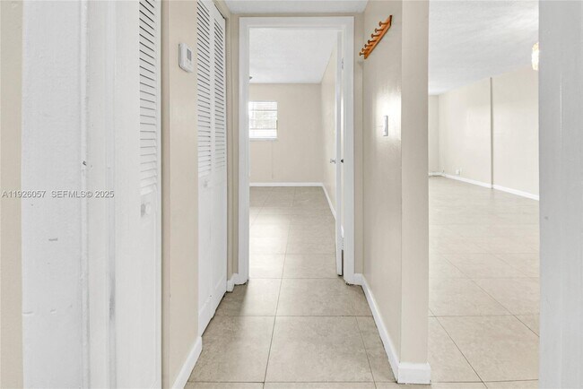 Photo - 6505 Winfield Blvd Unit B-4