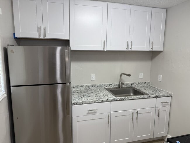 Photo - 1331 Holly Heights Dr Unit 1