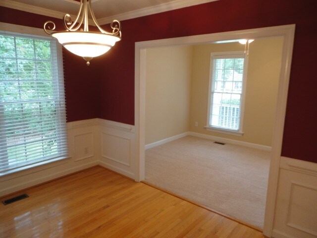 Photo - 109 Brampton Cir