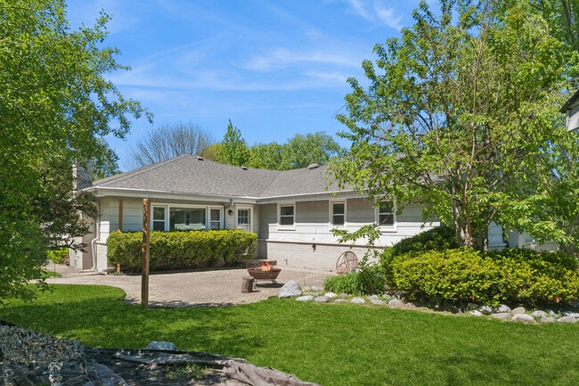 Photo - 1663 Longvalley Dr