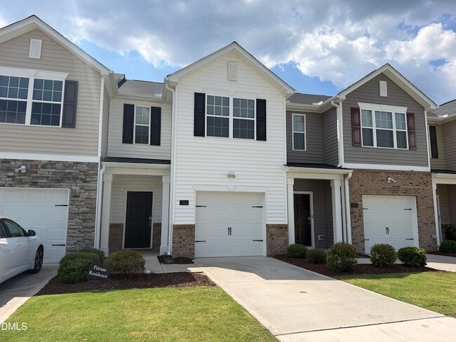 1503 Gracie Ln