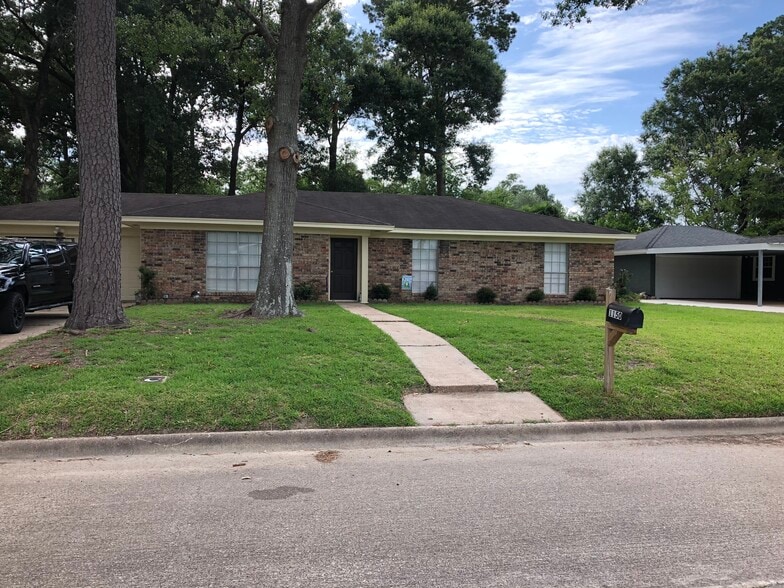 1150 Chatwood Dr.