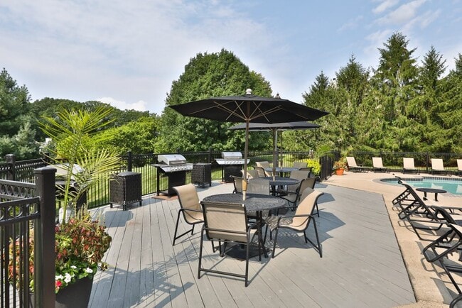 Photo - Stonington Farm