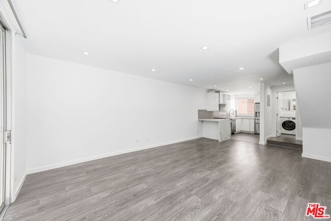 Photo - 11652 Chenault St Unit 14