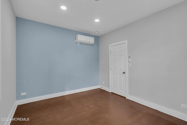 Photo - 922 4th Ave Unit 2A