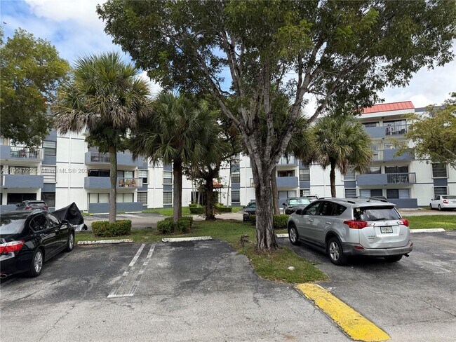 Photo - 5800 SW 127th Ave Unidad 2308