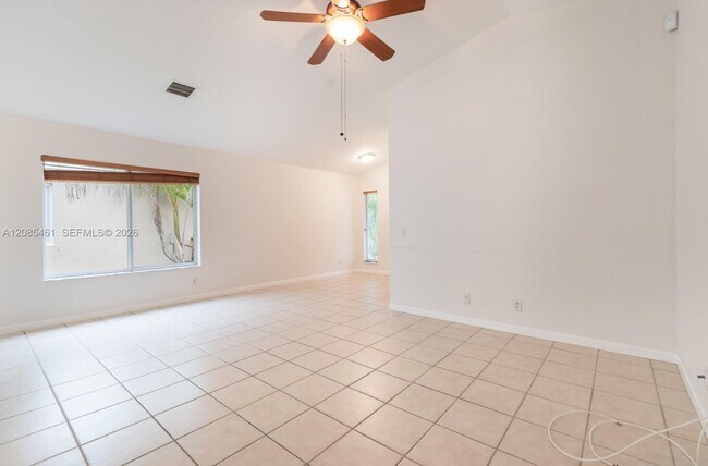 Photo - 1211 Golden Cane Dr