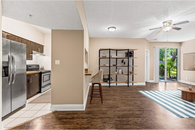 Photo - The Upton Apartments
