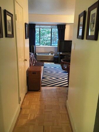 Entry Hall - 1825 T St NW Unit 106