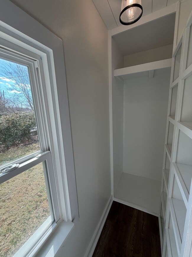 Photo - 2 Bed | 2 Bath | Office/Flex Room | 1 Acre Lot | Pickerington Schools