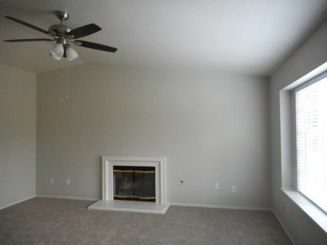 Photo - 2211 W Sweet Ct Casa